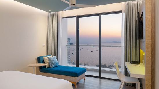 Deluxe Ocean View King