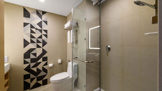 Superior - Bathroom