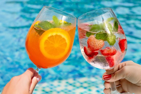 Happy Hour at THIRST & BEACH BAR - (OZO Chaweng Samui) أوزو تشاوينج ساموي